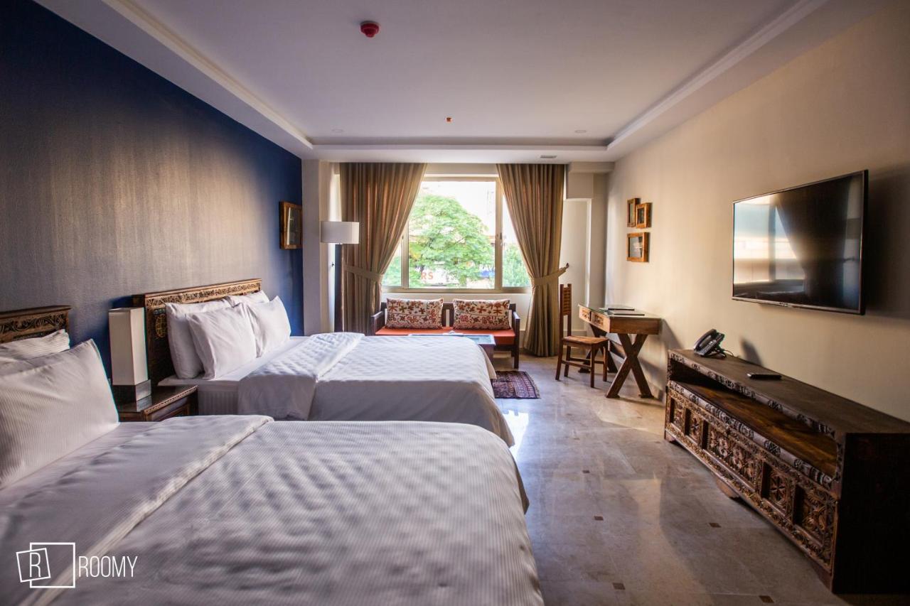 Roomy Signature Hotel, Iszlámábád Kültér fotó