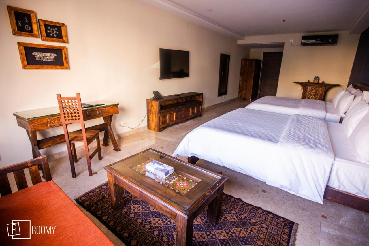 Roomy Signature Hotel, Iszlámábád Kültér fotó
